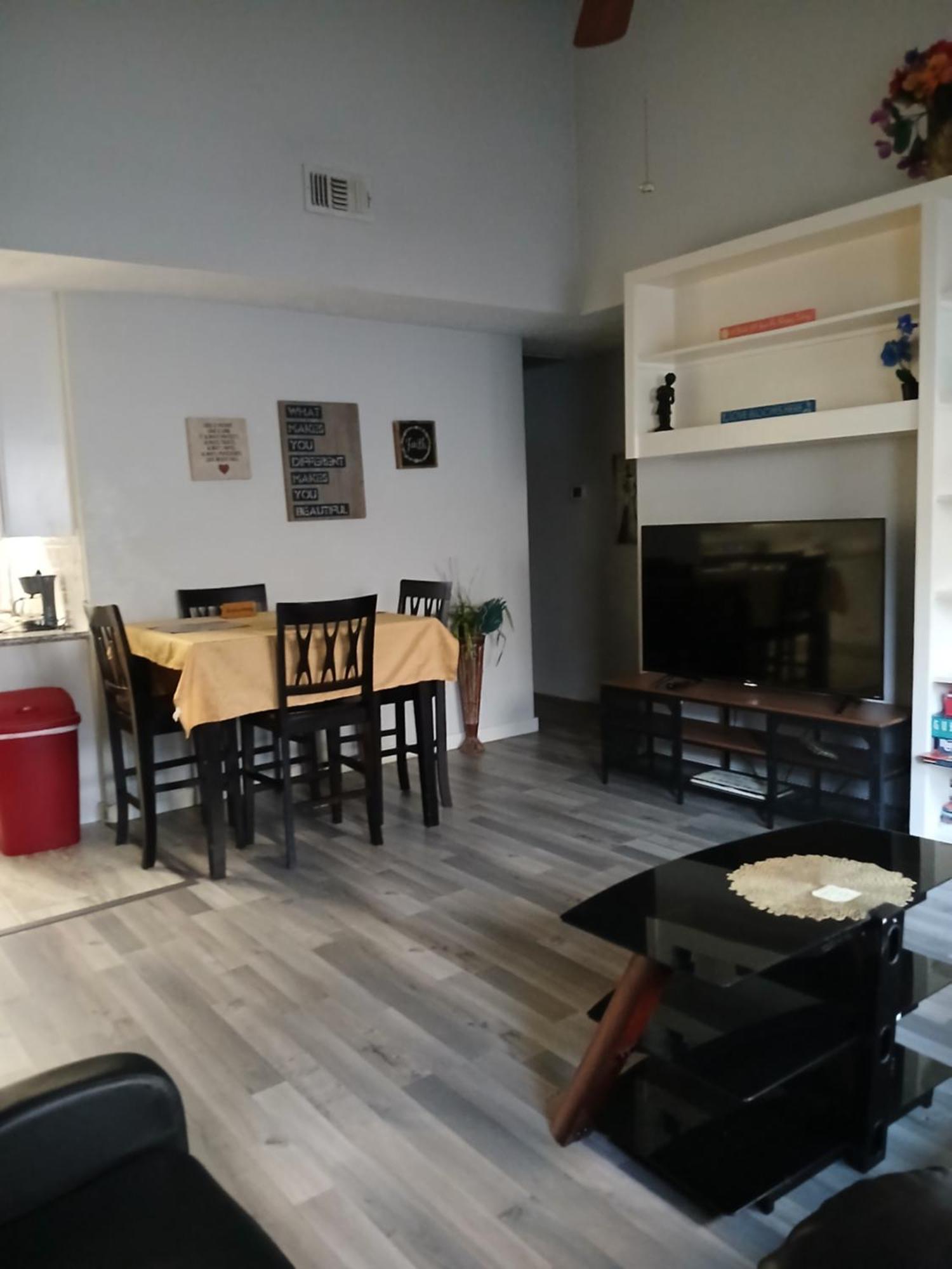 Hidden Gem In Near Houston Holiday home Katy